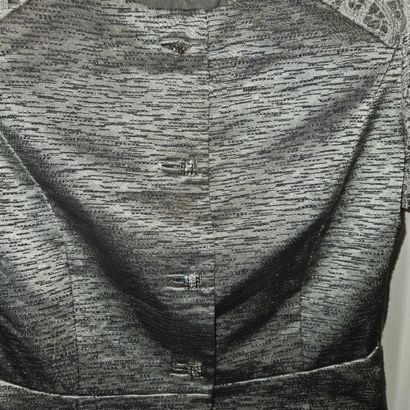 Tahari silver vintage peplum style short sleeve jacket w/ gem stone buttons - Picture 4 of 8